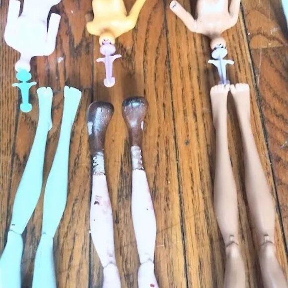Monster High Ever after High lot of 100 doll bodies - Picture 3 of 10